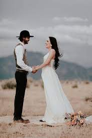 Major/minor are husband and wife acoustic duo; New Mexico The Beautiful A Styled Shoot By Fender Photography Wedding Collective New Mexico Blog