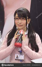 Japanska Porr Stjärnan Kato Momoka Utgör Den China International Vuxen –  Redaktionell stockfoto © ChinaImages #235792528