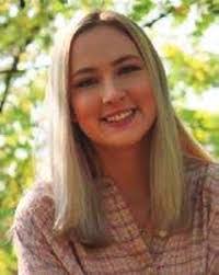 Julie Gaston's Instagram, Twitter & Facebook