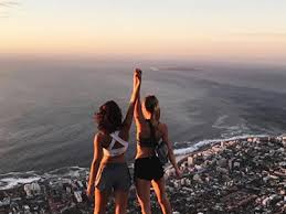 5 apps com mensagens e frases para enviar no whatsapp. 45 Mensagens De Dia Do Amigo Para Celebrar A Amizade E A Uniao