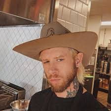 Saints announced they have signed former Chiefs and LSU RB Clyde  Edwards-Helaire to their practice squad.