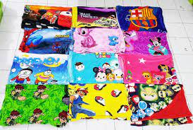 Daftar harga selimut karakter terbaru april 2021. Selimut Karakter Anak Motif Karakter Lucu Selimut Bahan Bulu Halus Ukuran 150x200 Harga Murah Lazada Indonesia