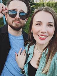 Немножечко весны и весеннего настроения хочу оставить тут на память💖🌷  Чтобы помнить, что, несмотря ни на что, весна все равно приходит каждый  год🌿 #clarevins #illustrator #me #illustratorinlife #illustratorlife