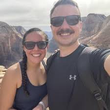 Leah Canales and Wade Holmes's Wedding Registry