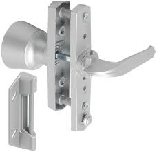 Considering the holes in the door and the shape of the catch, what kind of latch would i need to replace the missing one? Wright Products Aluminum Screen Or Storm Door Universal Knob Latch Assembly At Menards