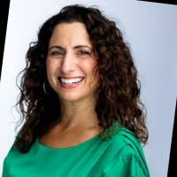 90+ "Menia" profiles