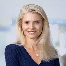 Joanne Macko's Instagram, Twitter & Facebook