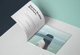40 Useful Square Brochure Psd Mockup Templates In 2020 Brochure Psd Brochure Mockup Free Square Brochures