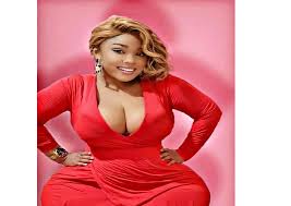 Quand la déesse eudoxie yao reçoit des millions pour un #shoot_tv et fait des dons aux orphelins dieu seul sait ce que je fais dans l'ombre#jésus_béni_eudoxie amen. Marie Noelle Kouassi Sur Sa Forme Renversante Je N Ai Pas Fait De Chirurgie Je Prends Du L Frii