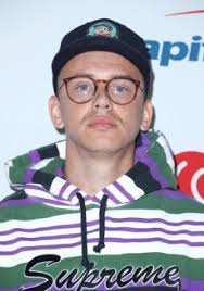 Sir Robert Bryson Hall II (Logic) :: Grabien