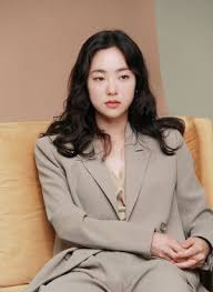 최고의 1분은 이상이 전여빈 박재정이 열연한 '바라만 본다', '나를 아는 사람'의 청춘드라마급 '쁘띠 뮤비' 공개 장면으로 수도권 기준 11%를 기록했다. ì „ì—¬ë¹ˆ ë‚˜ì´ ì¸ìŠ¤íƒ€