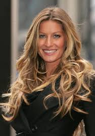 Celebrity Homes Gisele Bundchen And Tom Brady S Los Angeles Home17 Long Hair Styles Gisele Bundchen Hair Hair Styles