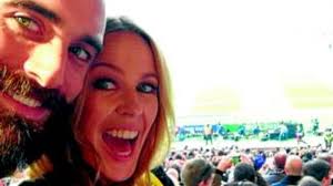 LUIS TOSAR El actor y su pareja, la actriz chilena María Luisa Mayiol, han  sido padres