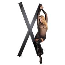 Croix de Saint André Bdsm | Achetez la vôtre ou Réservez un donjon