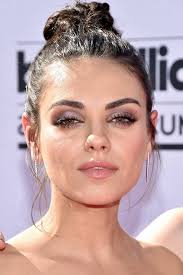 793,945 likes · 2,601 talking about this. 1001 Ideen Fur Messy Dutt Frisur Zum Nachmachen Mila Kunis Augen Haarschonheit Dutt Frisur