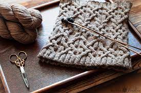 From cowls to wraps to sweaters, these fun knit cable designs will satisfy your urge for cable knitting. Cable Cowl Knitting Pattern Into The Desert Free