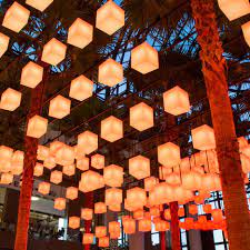 Rockwell Group Has Suspended Hundreds Of Luminaries Inside A Lower Manhattan Atrium Each Conta Holiday Lights Public Space Design Contemporary Lighting Design