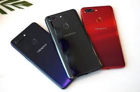 We Meet The Oppo R15 And Oppo R15 Pro ...