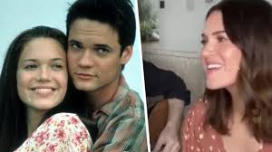 Does it mean anything special hidden between the lines to you? Watch Mandy Moore Sing This Iconic Song From A Walk To Remember Youtube