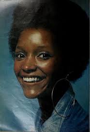 1971 03 Mademoiselle Joyce Walker