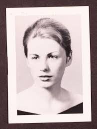 KAPPA KAPPA GAMMA DIGITAL ARCHIVE: Pflumm, Carol Marie Cruess