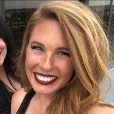 Courtney Wren's Instagram, Twitter & Facebook