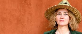 Actress, painter & sculptor, ex. Marine Delterme A 50 Ans Son Mari Florian Ses Deux Enfants Sa Vie Privee