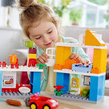 For lego duplo 50th anniversary here are 50 fun building activities for your kids boys and girls to help them grow and develop. Aktivan Spretan Osnovna Teorija Duplo My Town 10835 Bernardcharpenel Com