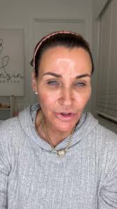 Let's do our nighttime skincare routine. Shopnicasia.com