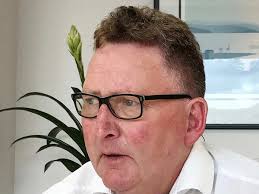 adrian orr: New Zealand Reserve Bank Governor Adrian Orr resigns amid rift  with government