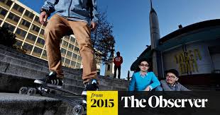 Stair-Rover: the skateboard that takes