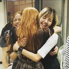 Yaa Boyle Arkadaslik Kaldi Mi Ben Sizi Yerim Jenlisros Yagggg Cok Tatlis Yaaa Blackpink Blackpink Lisa Blackpink Debut