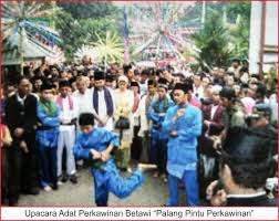 Untuk mempercepat penyembuhan luka sebaiknya perbanyak konsumsi makanan yang mengandung protein tinggi seperti ikan daging juga putih telur. Upacara Adat Betawi Lengkap Penjelasannya Seni Budayaku