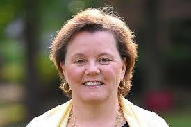 Shannon Yates's Instagram, Twitter & Facebook