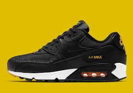 The Nike Air Max 90 Equips A Reverse Taxi Colorway Nike Air Max Nike Air Max 90 Nike Air Max 90 Outfit