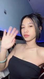 #🌹ព្រឹកឡើងធ្វើអារម្មណ៍អោយល្អ🍃ខែធ្លាក់ខ្យល់ផងកុំភ្លេចផ្តល់សំណើមអោយស្បែកមុខហើយលាបឡេការពារកម្តៅថ្ងៃណា🌹BB  Rose 🌹 គ្រឹម​សំណើម