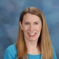 Miriam Saunders's Instagram, Twitter & Facebook