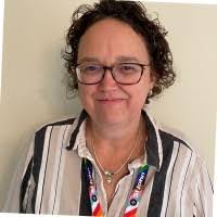 Joanne Warwick's Instagram, Twitter & Facebook