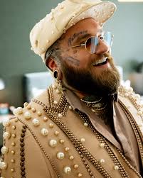 What an epic Mommy and Daddy date! My love, I am endlessly proud of you 🤍  and your hard work, passion, and dedication inspire me every single day.  Watching you chase your