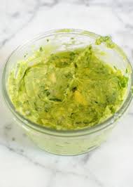 The Very Best Way To Keep Guacamole Green Guacamole Food Food Hacks