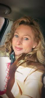 Is it okay to have 2 cups of coffee latte per day