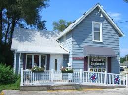Iowa S Best Quilt Shop Quilter S Cupboard Located In Ankeny Just North Of Des Moines Quilt Shop Quilt Stores Missouri Quilt