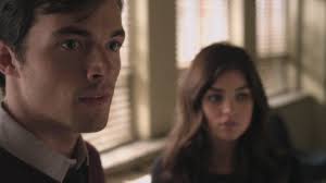 You can also wear your. Aria Montgomery Pretty Little Liars Wiki Fandom