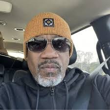 Derrick Spellman's Instagram, Twitter & Facebook