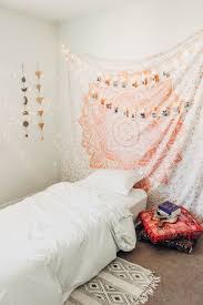Lady Scorpio Ladyscorpio101 Ladyscorpio101 Com Perfect Bedroom Decor For The Hippie At Heart A Tapestry Bedroom Trendy Bedroom Rose Gold Tapestry