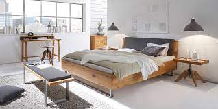 Das bett steht zwischen der wand und dem schreibtisch. Startseite Das Bett Inh Alexander Link In Kunzell