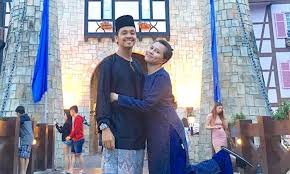 Jihan muse tarikh lahir : Jihan Muse Kini Hamil 4 Bulan
