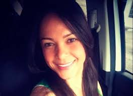 Se trata de un corto clip donde aparecen los dos exponentes vallenatos en una tarima acompañados por iván. Ilina Guerra Solera Investigan Asesinato De Una Mujer Que Habria Sido Amenazada Por Hijo De Poncho Zuleta Regiones W Radio Colombia