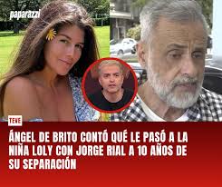 POR PRIMERA VEZ😱 El conductor de LAM expuso detalles del peor momento que  vivió la modelo al lado del periodista. Su palabra, en la nota:  https://www.paparazzi.com.ar/teve/angel-de-brito-conto-que-le-paso-a-la-nina-loly-con-jorge-rial-a-10-anos-de-su  ...