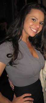 Shana Reyes's Instagram, Twitter & Facebook